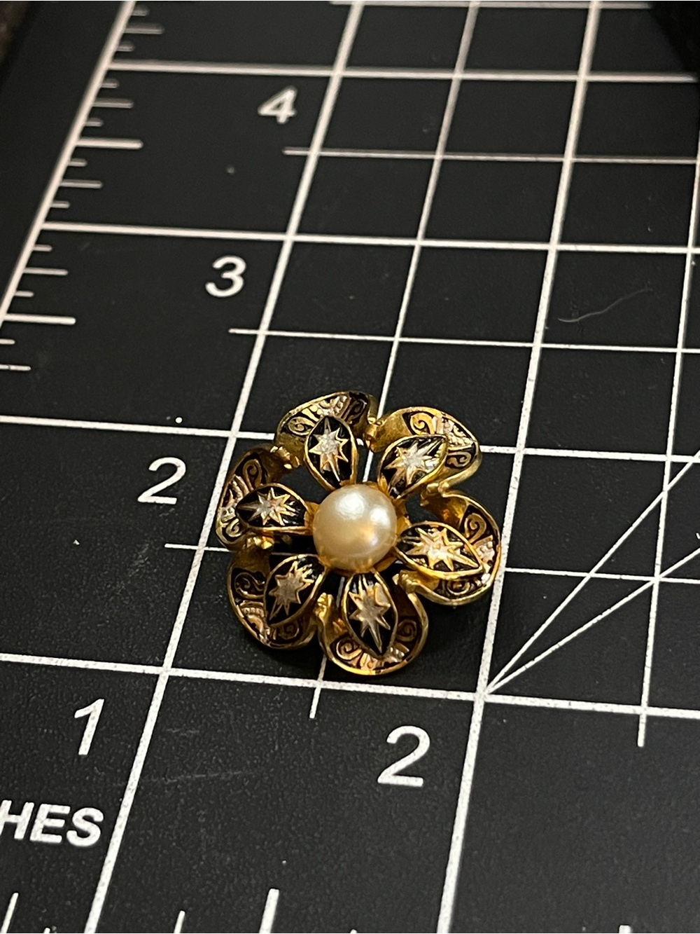 Vintage Damascene Floral Brooch Scarf Pin Faux Pearl Black Gold Starburst